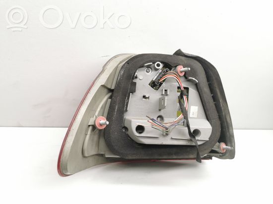 BMW 3 E46 Rear/tail lights 407022R