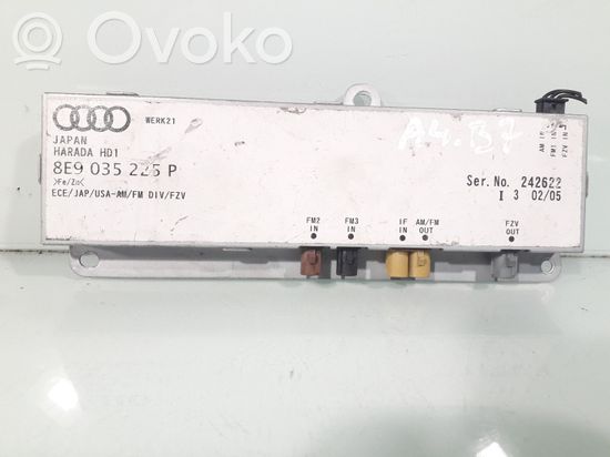 Audi A4 S4 B7 8E 8H Aerial antenna amplifier 8E9035225P
