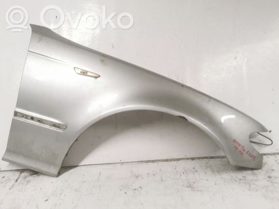 BMW 3 E46 Fender