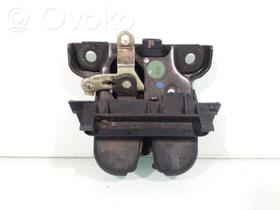 Audi A4 S4 B5 8D Tailgate/trunk/boot lock/catch/latch 8D9827520A
