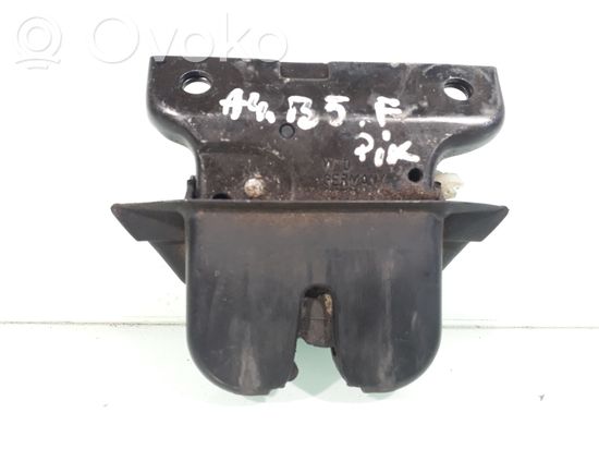 Audi A4 S4 B5 8D Tailgate/trunk/boot lock/catch/latch 8D9827520A