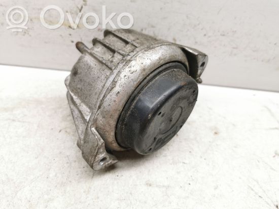 BMW 1 E81 E87 Engine mount bracket 13981112