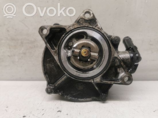 Audi A4 S4 B5 8D Vacuum pump 72260806C