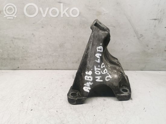 Audi A4 S4 B6 8E 8H Engine mounting bracket 8E0199308