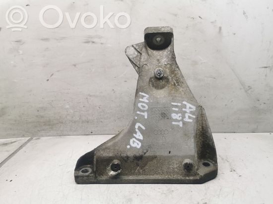 Audi A4 S4 B5 8D Engine mounting bracket 8D0199308AB