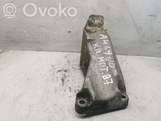 Audi A4 S4 B7 8E 8H Engine mounting bracket 8D0199307P