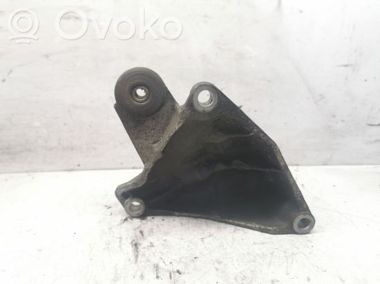 Audi A4 S4 B5 8D Engine mounting bracket 8D0399114S