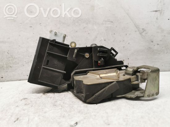 BMW 5 E39 Rear door lock 67118352165 40620751
