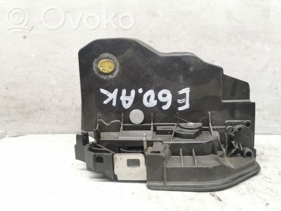 BMW 5 E60 E61 Rear door lock 7154629
