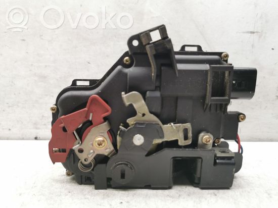Audi A4 S4 B6 8E 8H Rear door lock 8E0839015C