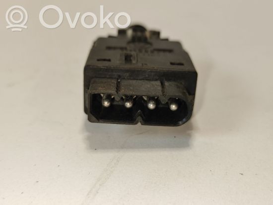 BMW 7 E32 Brake pedal sensor switch 1382385 61311382385
