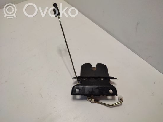 Audi A4 S4 B5 8D Tailgate/trunk/boot lock/catch/latch 8D9827520A