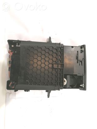 BMW 5 E60 E61 Ashtray (front) 697637603