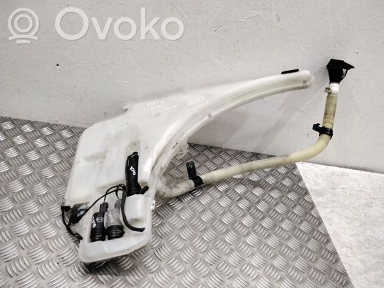 BMW 3 E90 E91 Windshield washer fluid reservoir/tank 7068996 7199567