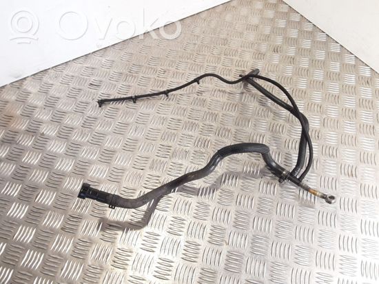 BMW 1 E81 E87 Fuel injector supply line/pipe