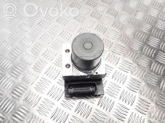 BMW X3 E83 ABS Pump 0265950489