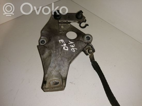 BMW 3 E90 E91 Engine mounting bracket 6775041 677504101 592801