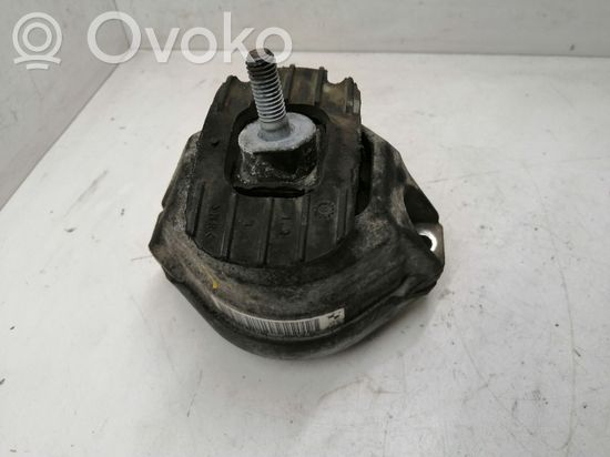 BMW 5 E60 E61 Engine mount bracket 676987402 RM676987402 15934612