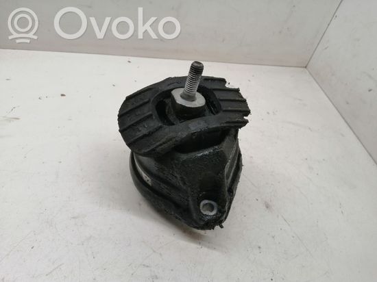 BMW 5 E60 E61 Engine mount bracket 676987402 RM676987402 15934612