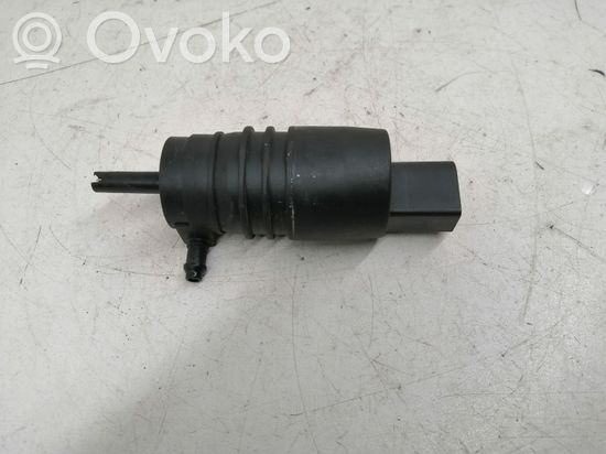 BMW 1 E81 E87 Windscreen/windshield washer pump 23113 8624 231138624