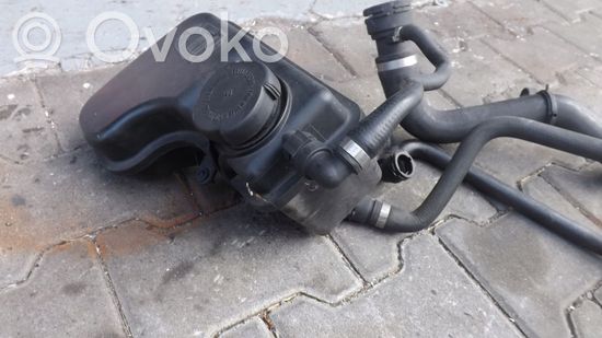 BMW 5 E60 E61 Coolant expansion tank/reservoir 7800293