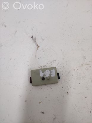 BMW 5 E60 E61 Antenna control unit 6953191