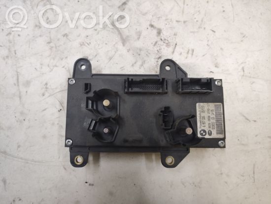 BMW 7 E65 E66 Power management control unit 6957026 8ES00827017