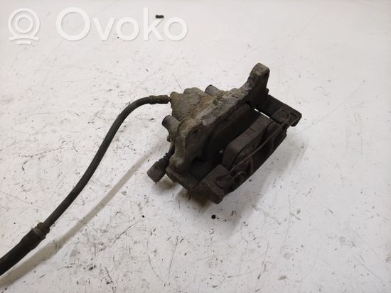 Volkswagen PASSAT B6 Front brake caliper