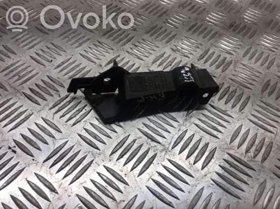 Audi A4 S4 B8 8K Front bumper mounting bracket 8K0807283