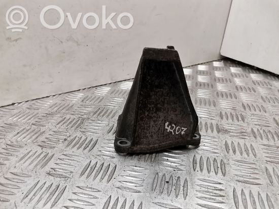 Volkswagen PASSAT B5.5 Engine mounting bracket 8D0399113AB