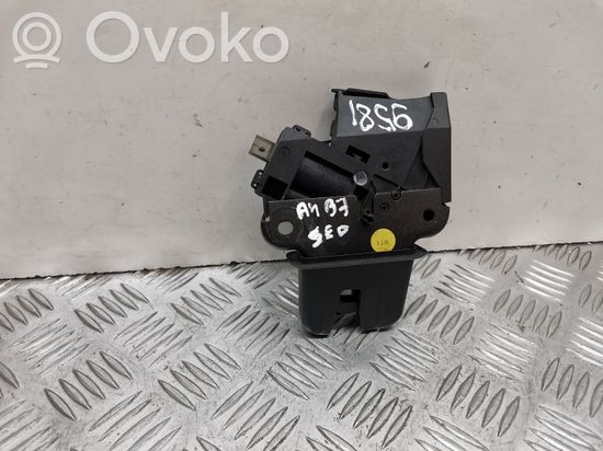 Audi A4 S4 B7 8E 8H Tailgate/trunk/boot lock/catch/latch 4F5827505C 4E0827645A
