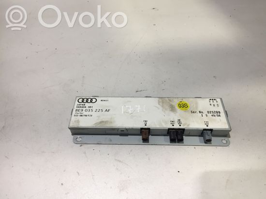 Audi A4 S4 B7 8E 8H Aerial antenna amplifier 8E9035225AF