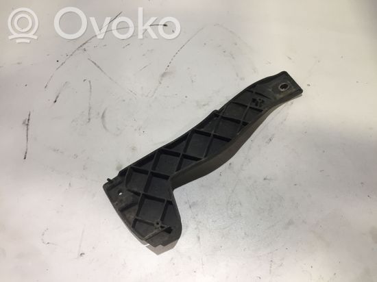 Audi A4 S4 B7 8E 8H Front bumper mounting bracket 8E0807204B