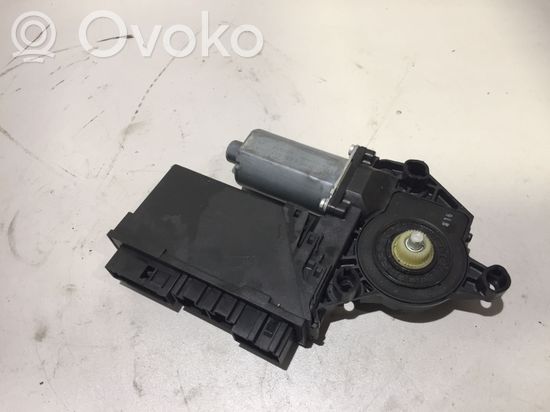 Audi A4 S4 B7 8E 8H Rear door window regulator motor 8E0959802E
