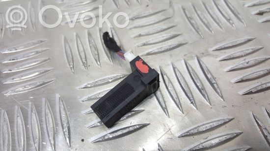 BMW 1 E82 E88 Brake pedal sensor switch 6967601