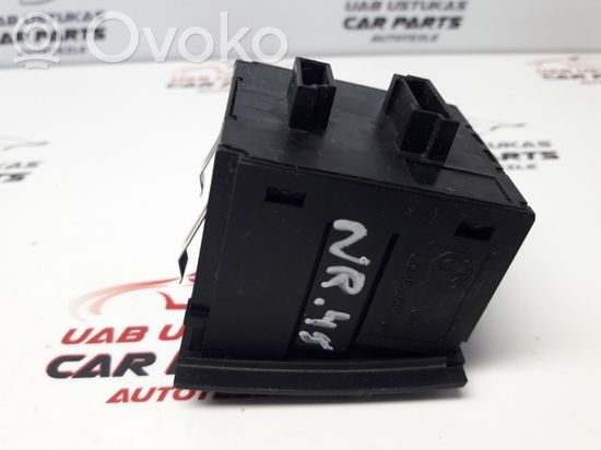BMW 3 E90 E91 Hazard light switch 6945652
