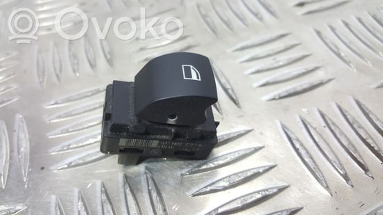 BMW 1 E81 E87 Electric window control switch 6935534