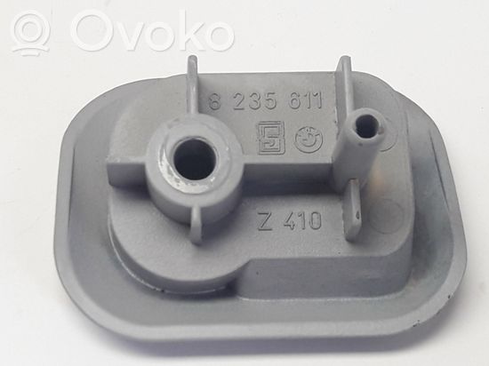 BMW 5 E39 Parcel shelf load cover mount bracket 8235611