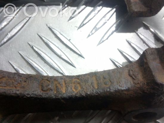 BMW 3 E30 Front Brake Caliper Pad/Carrier CN618