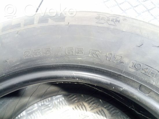 BMW X5 E53 R17 winter tire