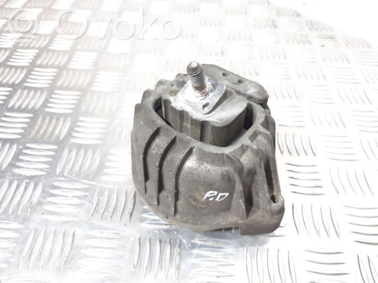 BMW 1 E81 E87 Engine mount bracket