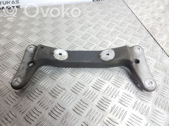 BMW 3 E90 E91 Gearbox mounting bracket 24168110 6760302
