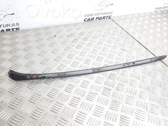 BMW 3 E90 E91 Windshield trim