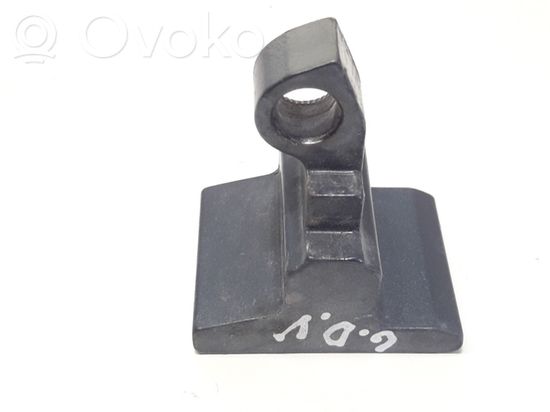 BMW 5 E60 E61 Front door upper hinge 7068088