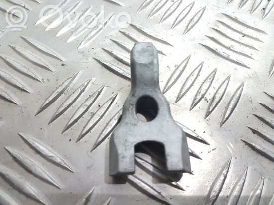 BMW 5 E60 E61 Fuel Injector clamp holder