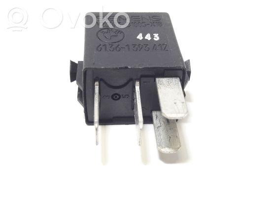 BMW 5 E34 Other relay 1393412
