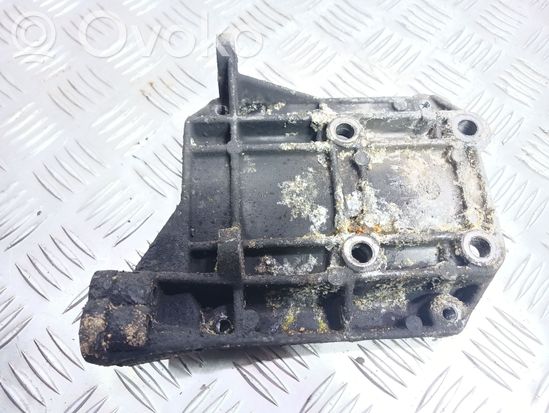 BMW 5 E34 A/C compressor mount bracket 2245417