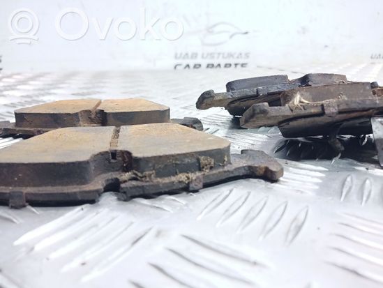 BMW 5 E34 Brake pads (front)