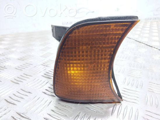BMW 5 E34 Front indicator light 1384034 155042 42760R6