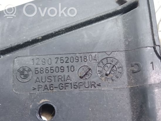 BMW 5 E60 E61 Other engine bay part 7520918